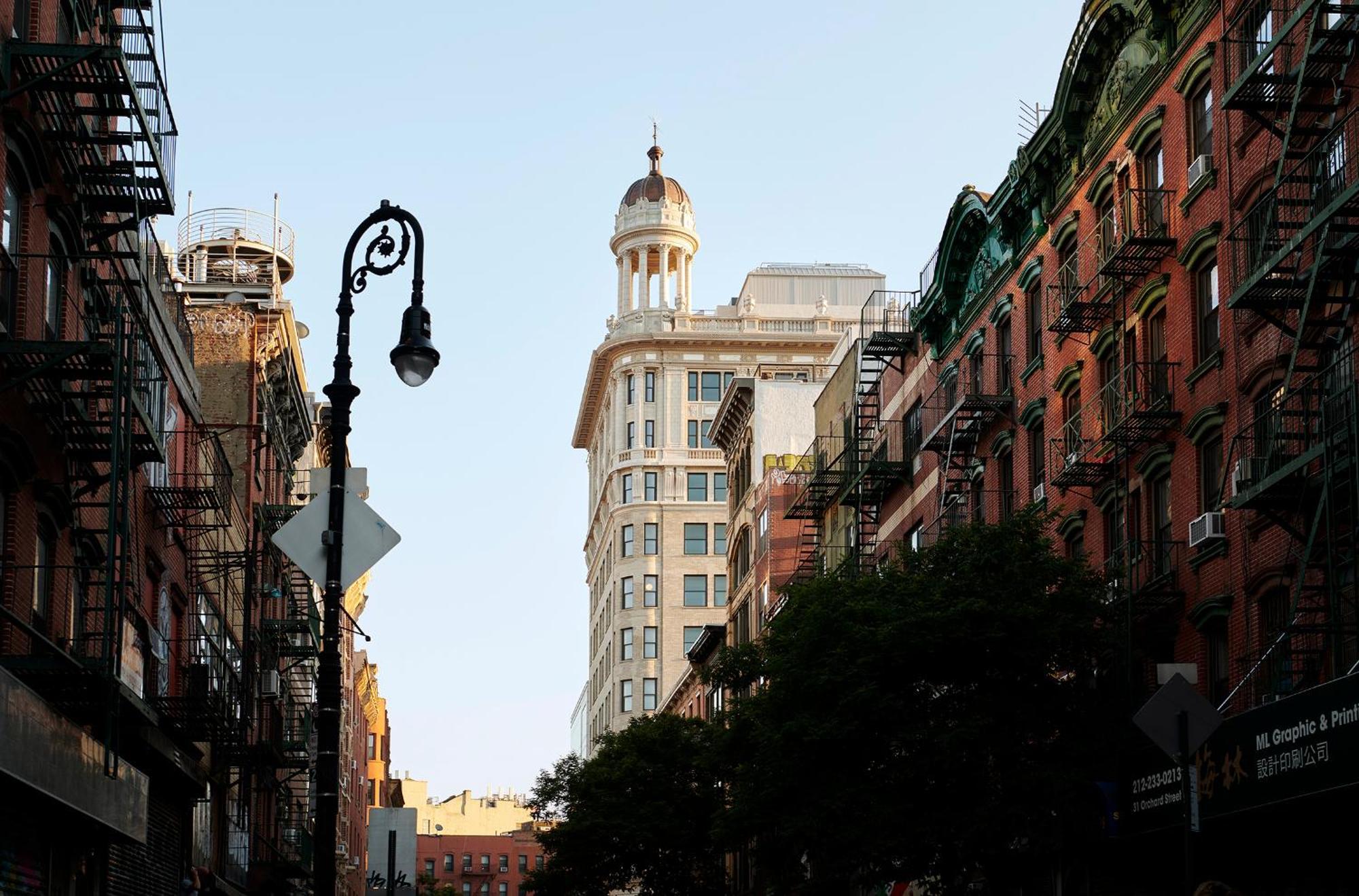 Nine Orchard Hotel New York Exterior photo